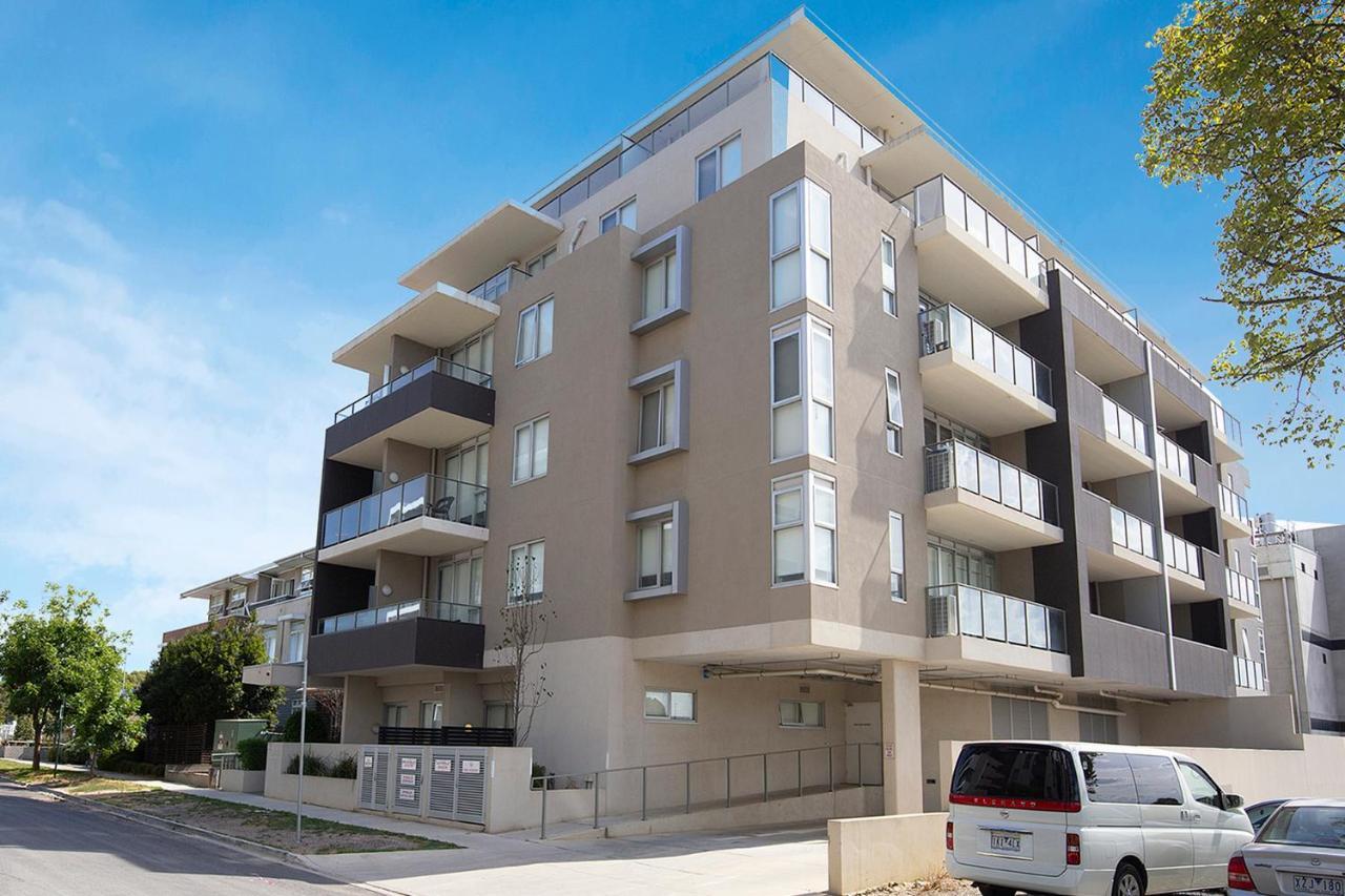 Poplar Box Hill Apartment מראה חיצוני תמונה