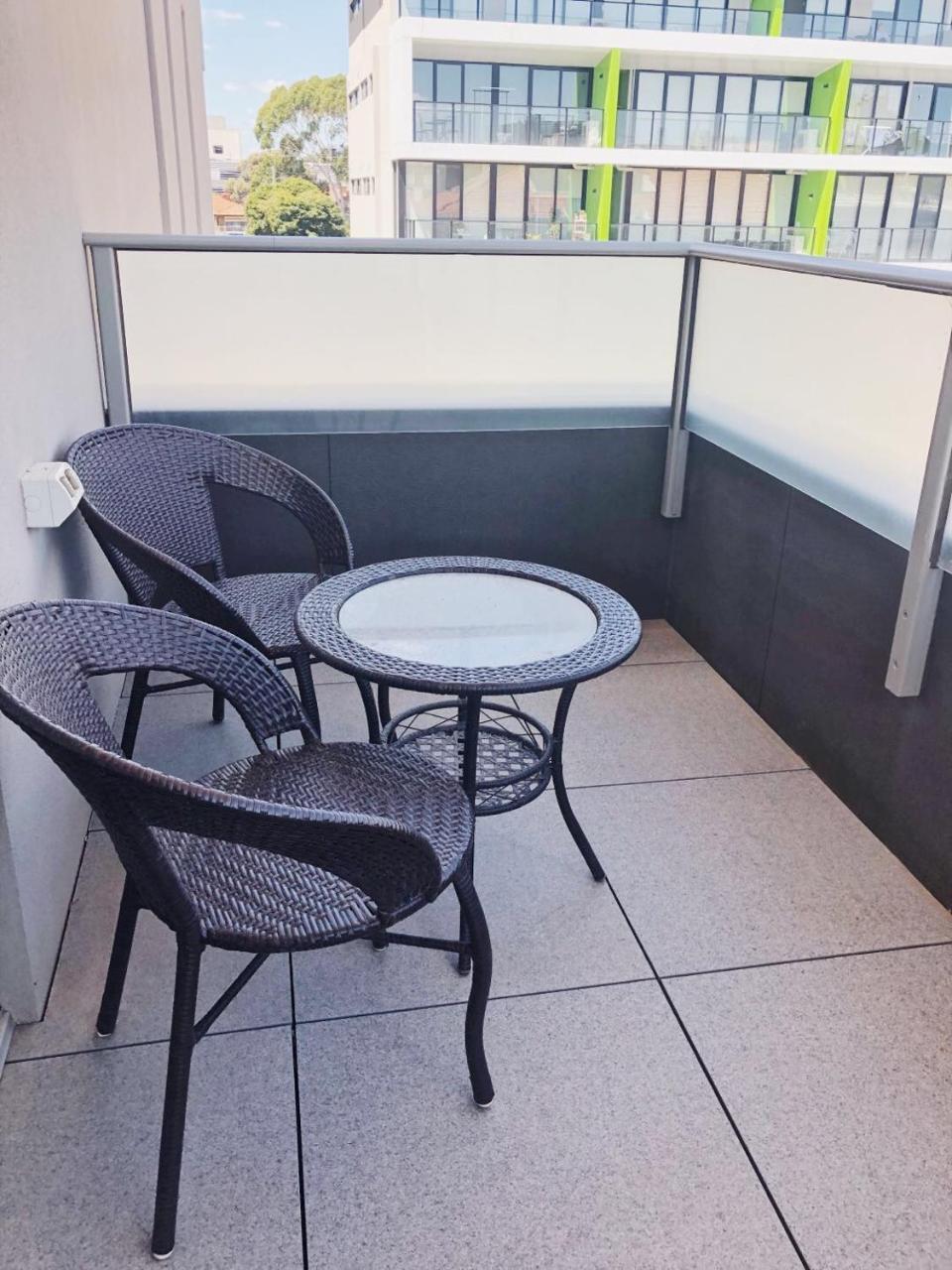Poplar Box Hill Apartment מראה חיצוני תמונה