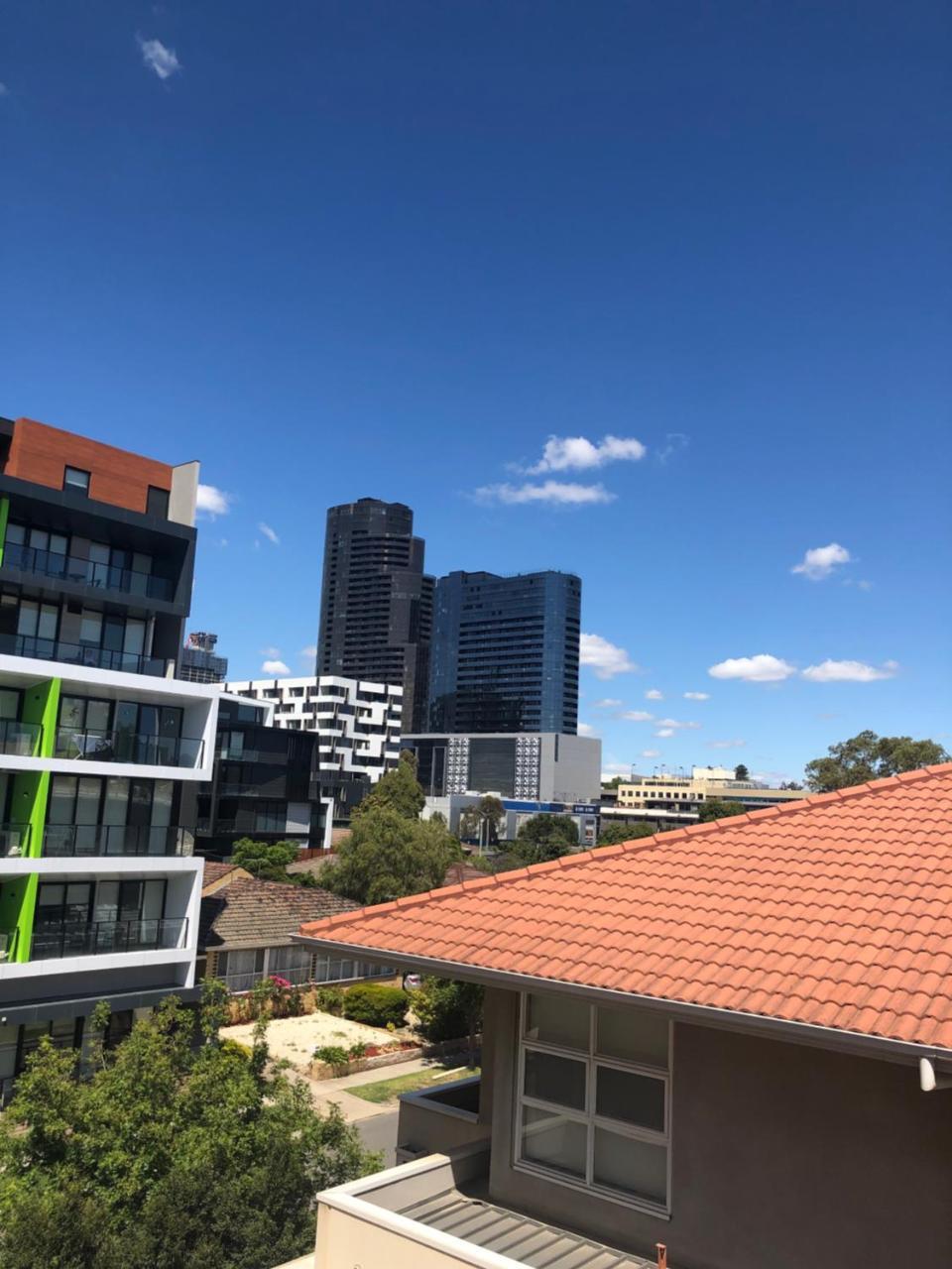 Poplar Box Hill Apartment מראה חיצוני תמונה